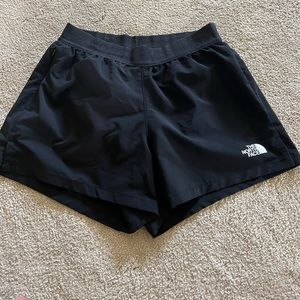 Women’s North Face Wander Short